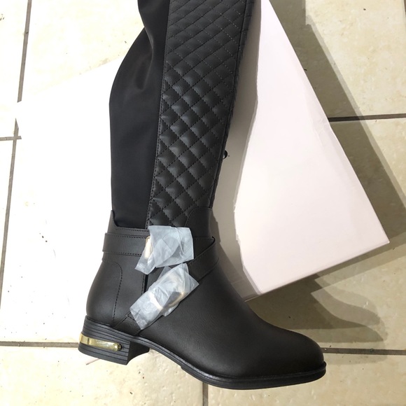 Beautiful boots - Picture 2 of 8